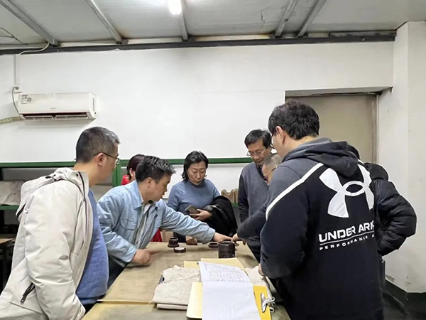 世界知名汽車內(nèi)飾面料供應(yīng)商森織來訪仲元集團