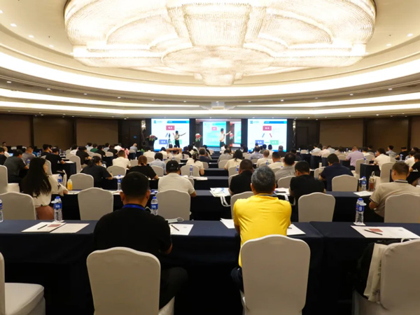Recoyarns推出新形象并形成正宗RPET聯盟