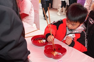 “百米小巷”人潮涌動！瑞方人力助力2025年武侯區(qū)春風行動專場招聘會“開門紅” 第8張